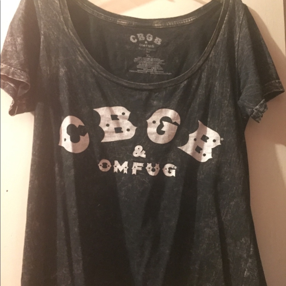 XL CBGB punk music Black club tee